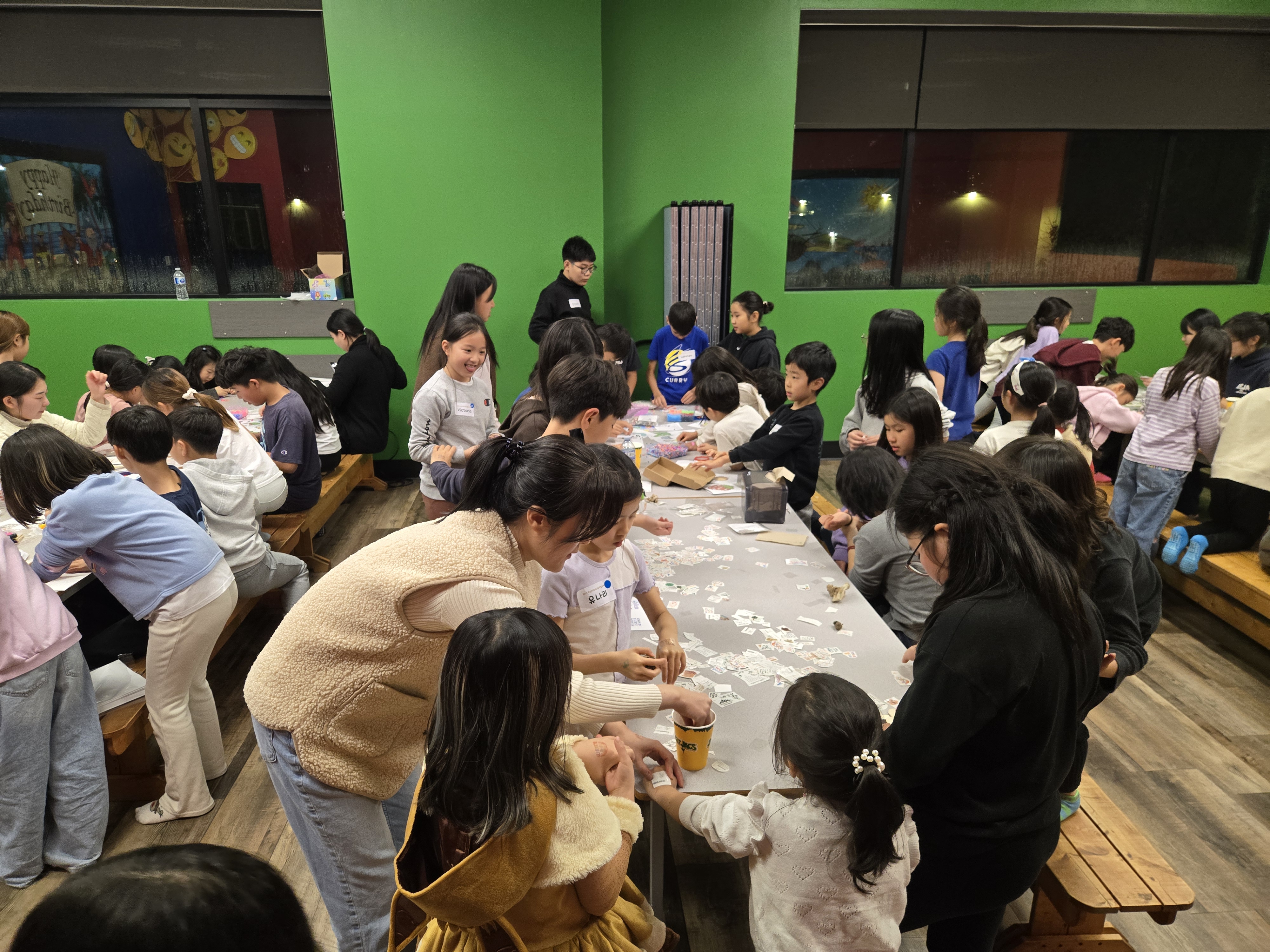 6_할렐루야나잇 활동.jpg