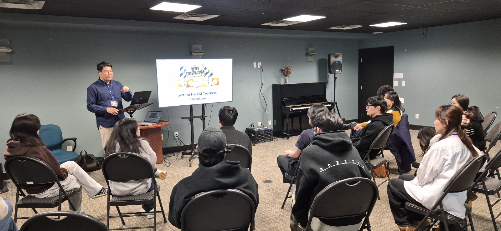 10_em seminar pastor lee.jpg