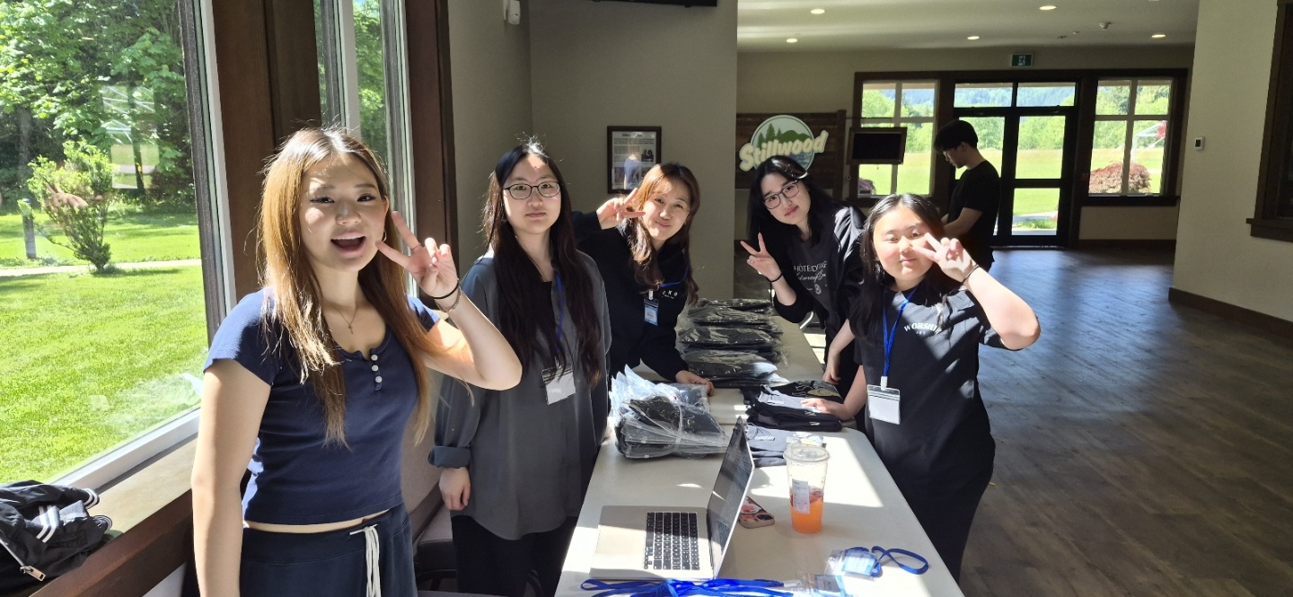 2_oikos retreat_sign up.jpg