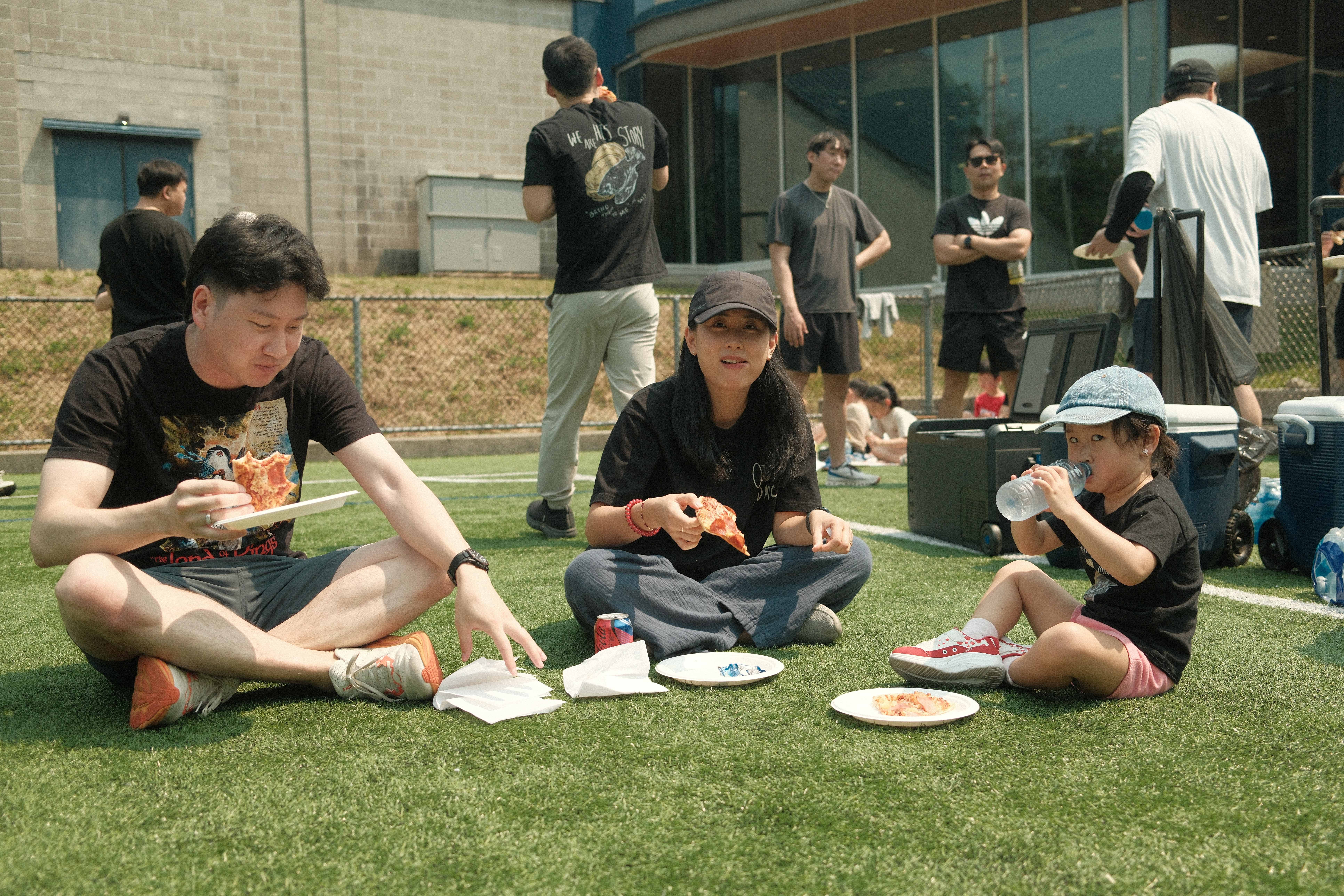 118_sports day_will and janice.JPG