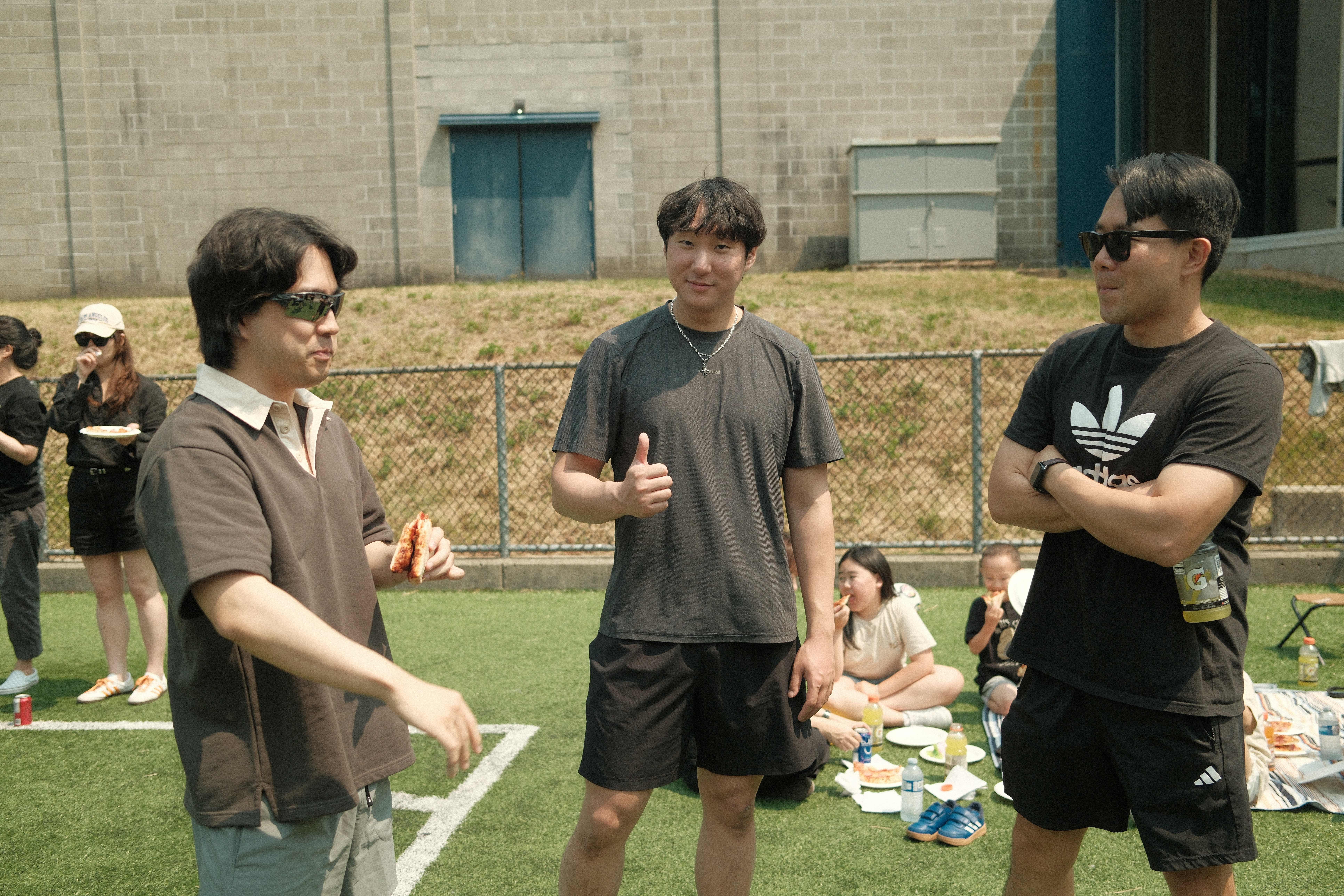 119_sports day_chris thumbs up.JPG